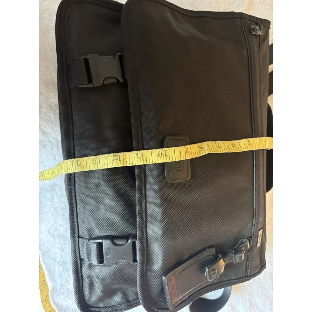 TUMI Black Ballistic Nylon Messenger Laptop Bag Briefcase Shoulder Strap Alpha